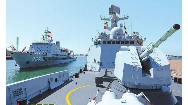 參加中俄“海上聯(lián)合-2017”聯(lián)演第二階段演習 中國海軍艦艇編隊起航